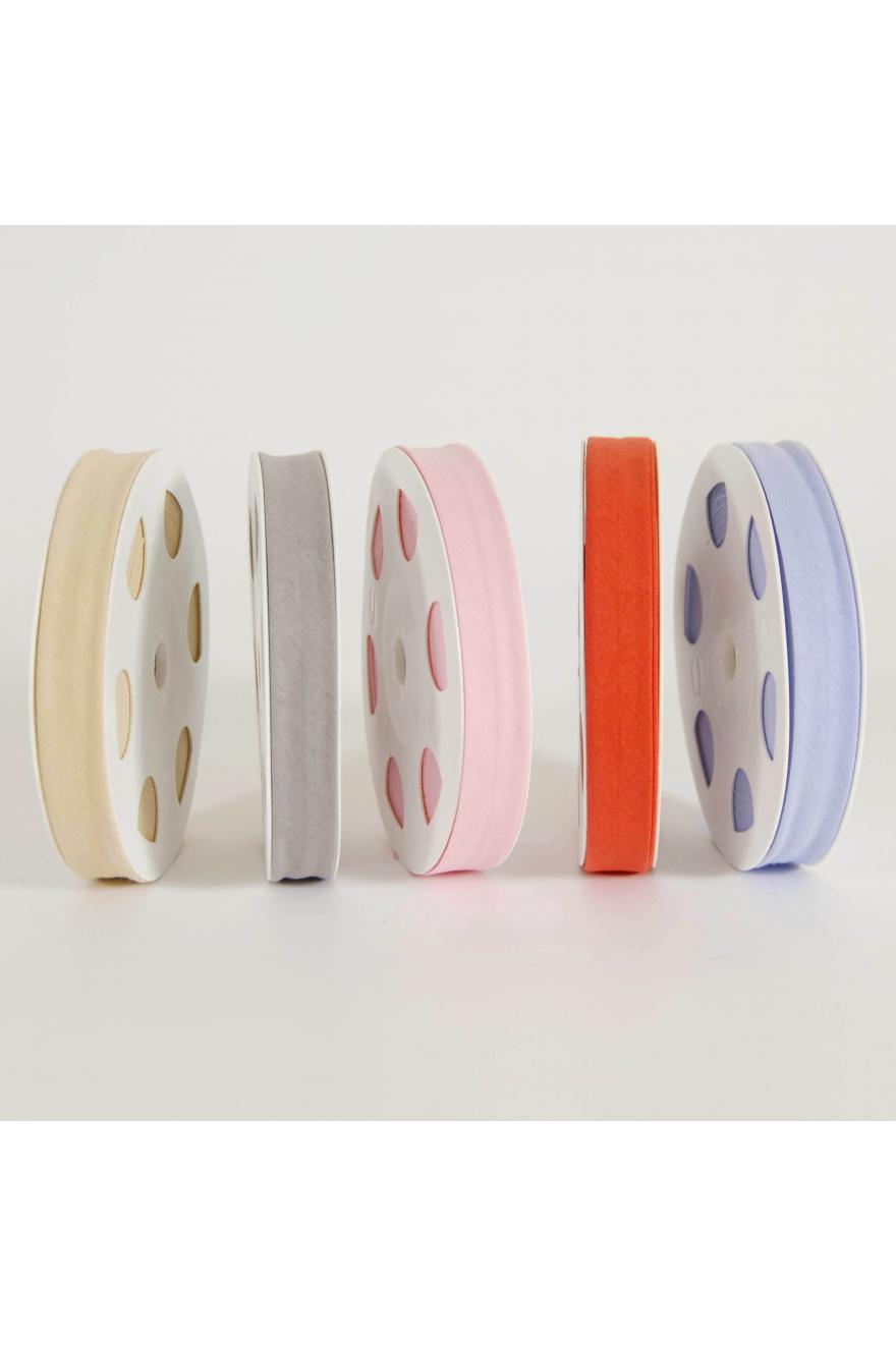 DMC FILLAWANT 20 mm Polyester/Coton Bias Binding 3 mètres cartes couleurs diverses DMC FILLAWANT 20 mm Polyester/Coton Bias Binding 3 mètres cartes couleurs diverses